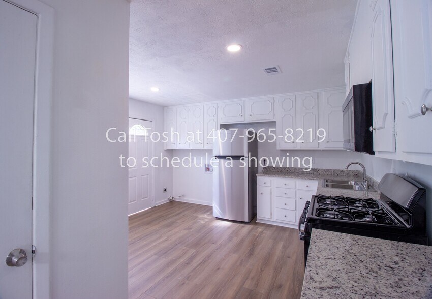 Building Photo - 105 Twining Dr