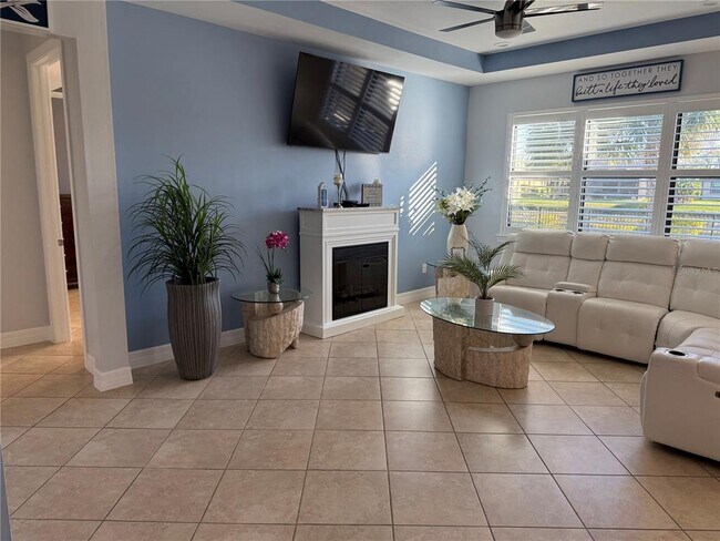 Building Photo - 2599 Marton Oak Blvd