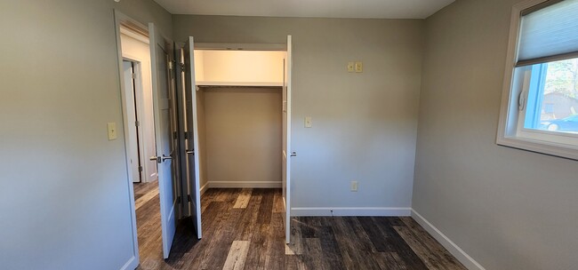 Bedroom 3 closet - 420 Hill Ave