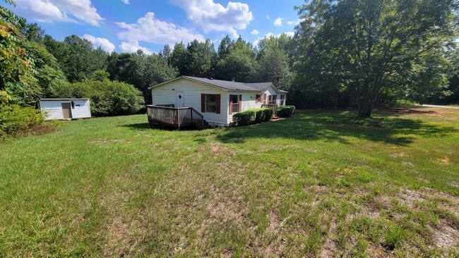 Building Photo - Manufactured Home Available in Anderson