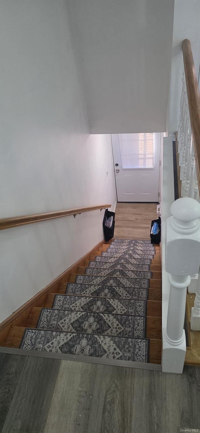 Building Photo - 29 Brittany Dr