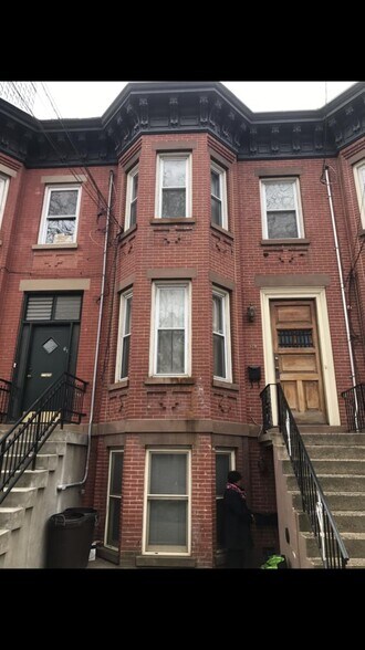 Building Photo - 63 Van Reipen Ave