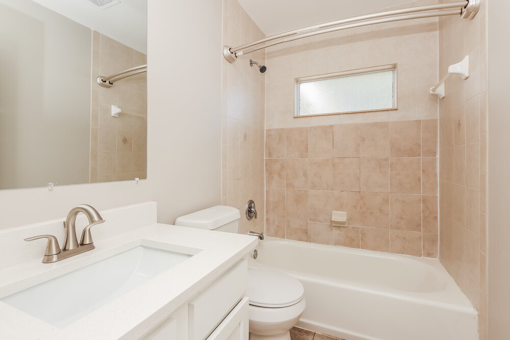 Building Photo - 1729 SW 23rd St