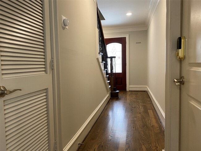 Building Photo - 5226 Kiam St