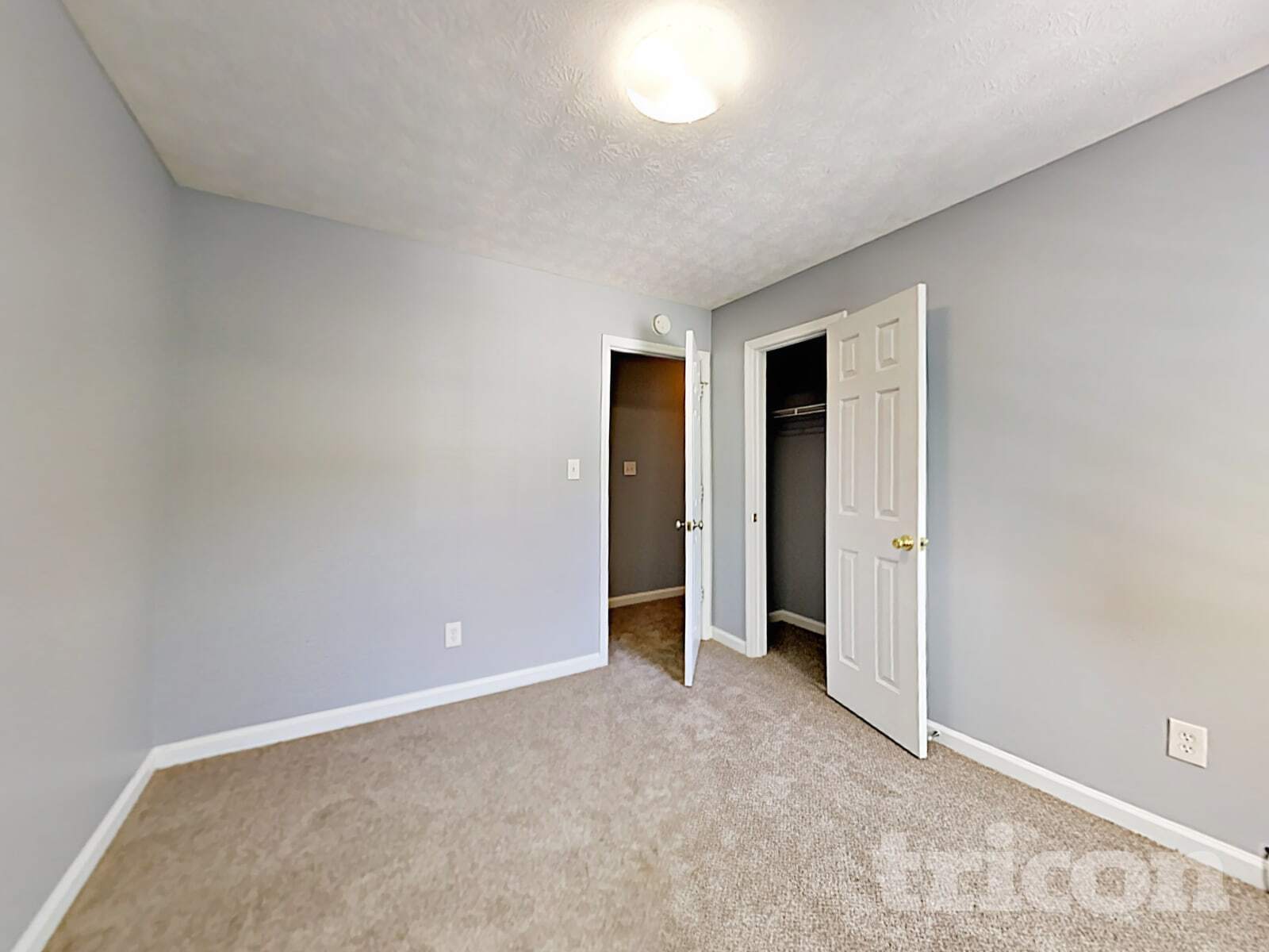 Building Photo - 432 Pine Valley Dr