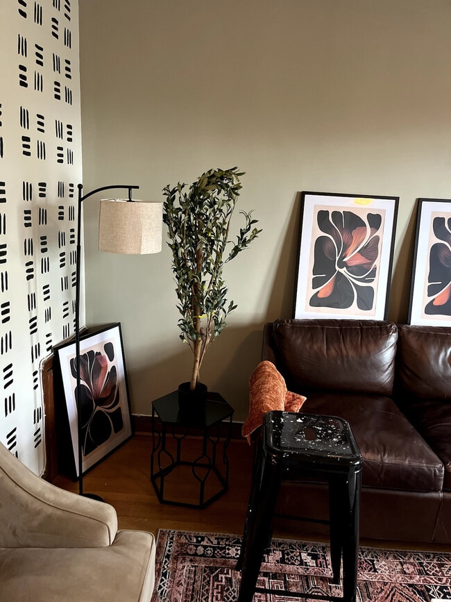 Building Photo - 1514 16th St SE