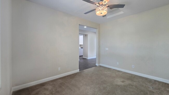 Building Photo - Private Pool in excellent newer neighborhood!