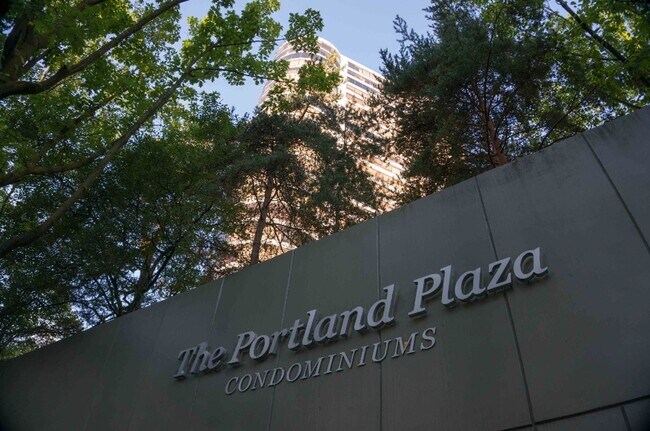 Primary Photo - Coveted Portland Plaza Condo located in Do...