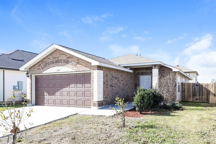 Building Photo - 119 Katy Post