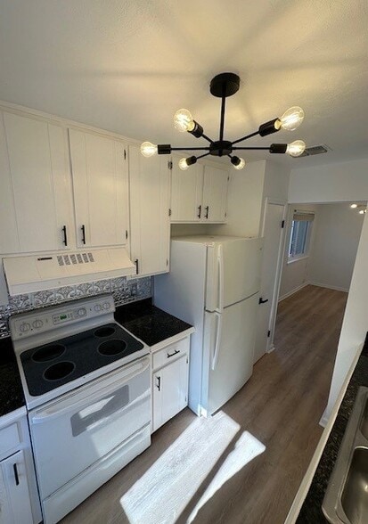 Building Photo - 1549 Willow Bend Way