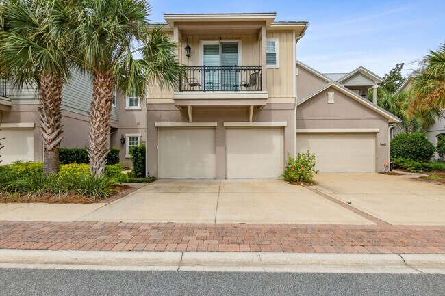 Building Photo - 95217 Summerwoods Cir