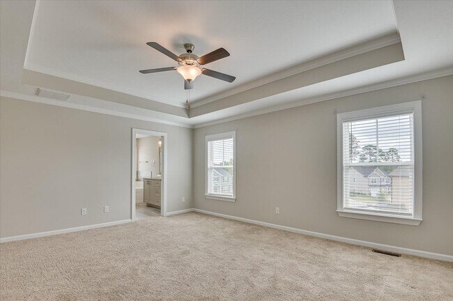 Building Photo - 3207 Wayne Dr