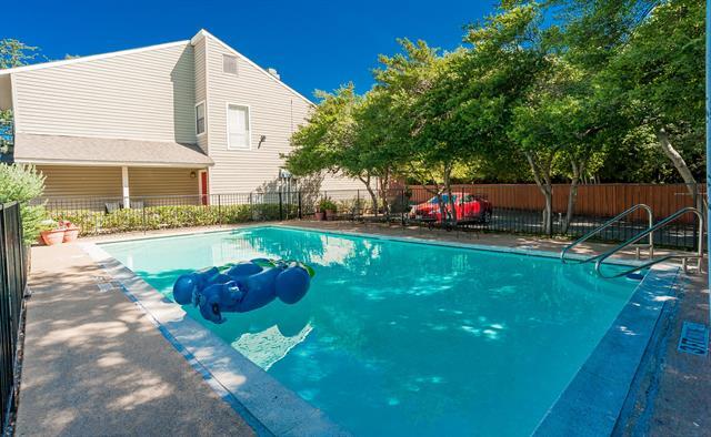 Building Photo - 7450 Holly Hill Dr