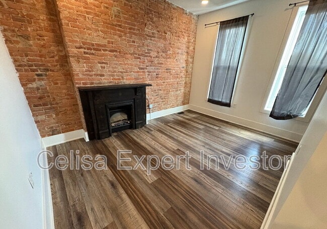 Building Photo - 1939 S Calhoun St