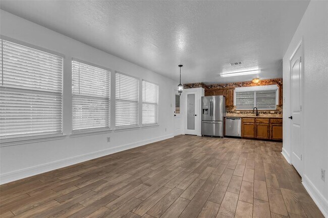Building Photo - 22038 Soft Pines Ct