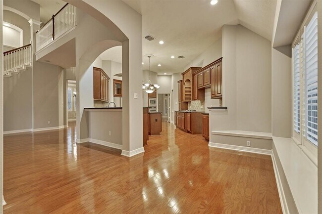 Building Photo - 20806 E Cameron Ridge Dr