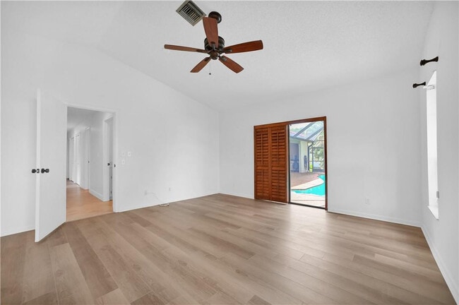 Building Photo - 10765 NW 9th Ct