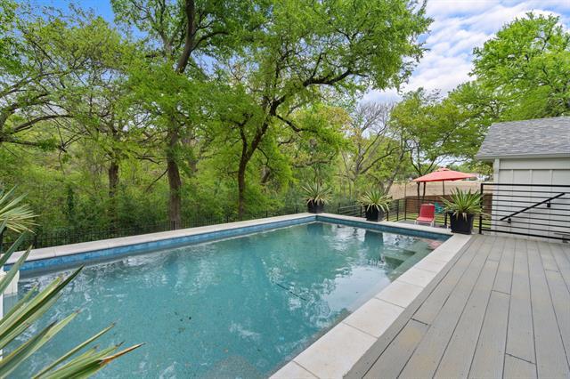 Building Photo - 1704 Silverside Dr