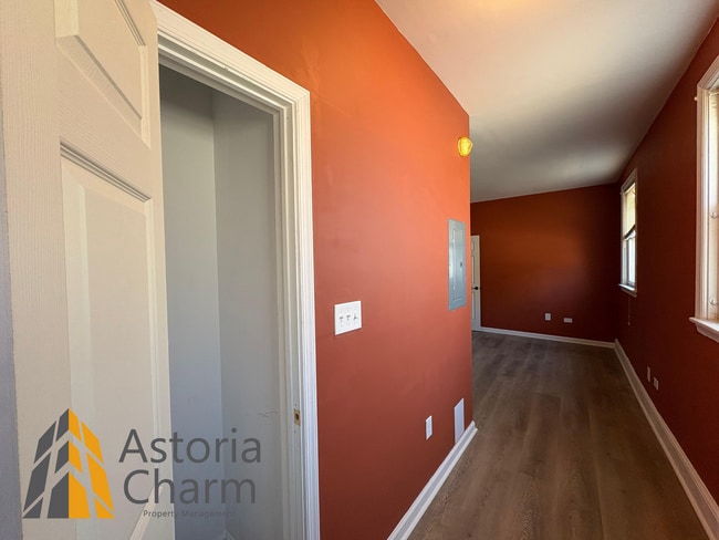 Building Photo - One month free with 13 month lease. $250 I...