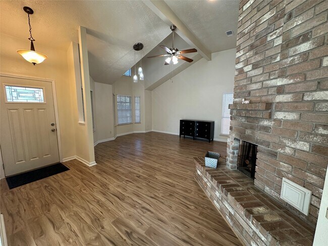 Building Photo - 3044 High Plains Dr