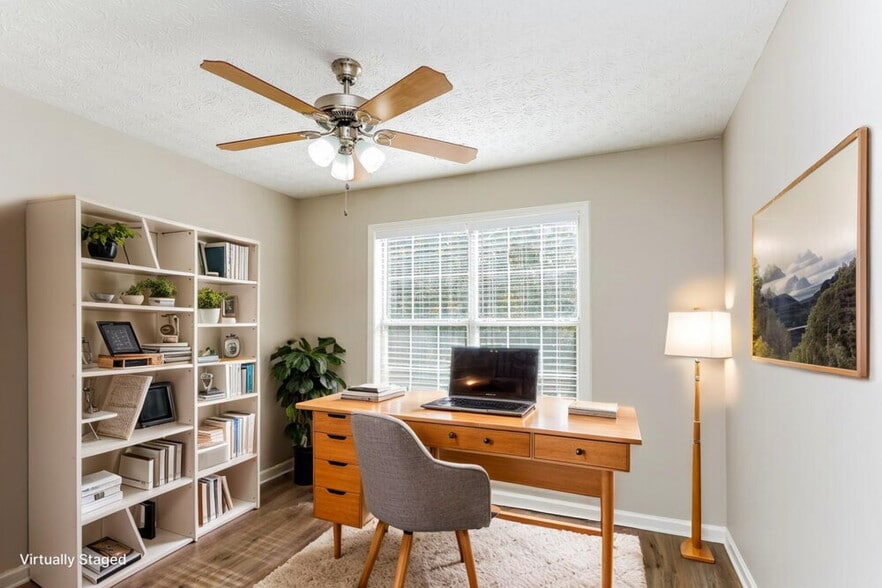 Building Photo - 816 Ruswood Rd