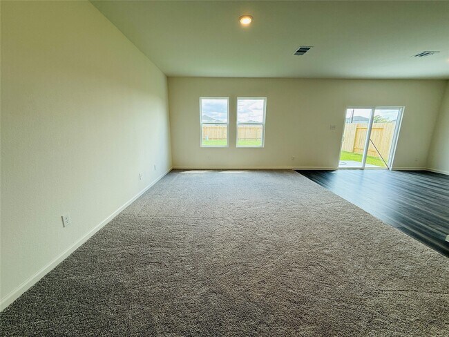 Building Photo - 7824 Blue Star Flower Ln