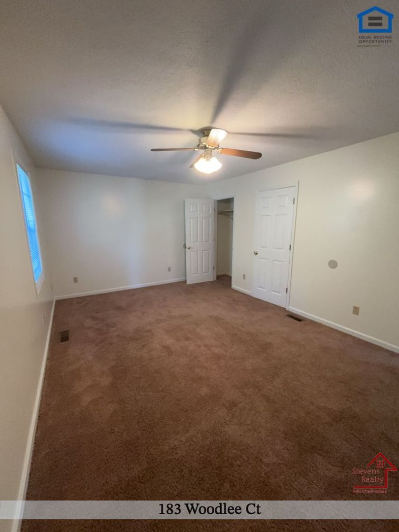 Building Photo - 183 Woodlee Ct