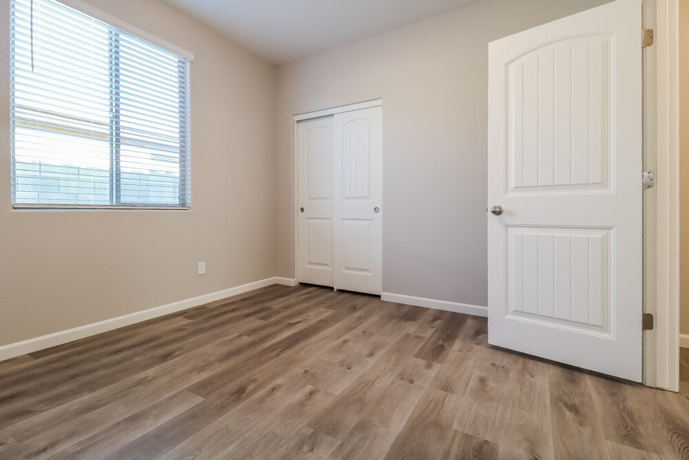 Building Photo - 17726 W Cashman Dr