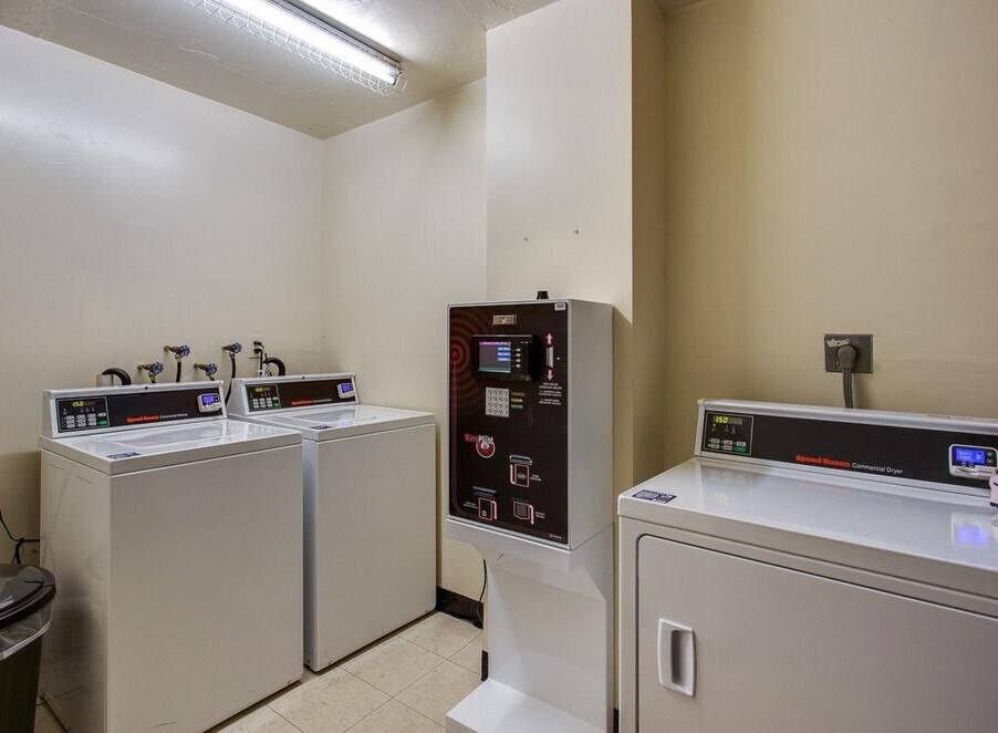 laundry on every floor - 1325 18th St NW