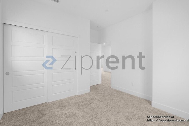 Building Photo - 4785 Happy Hallow Dr