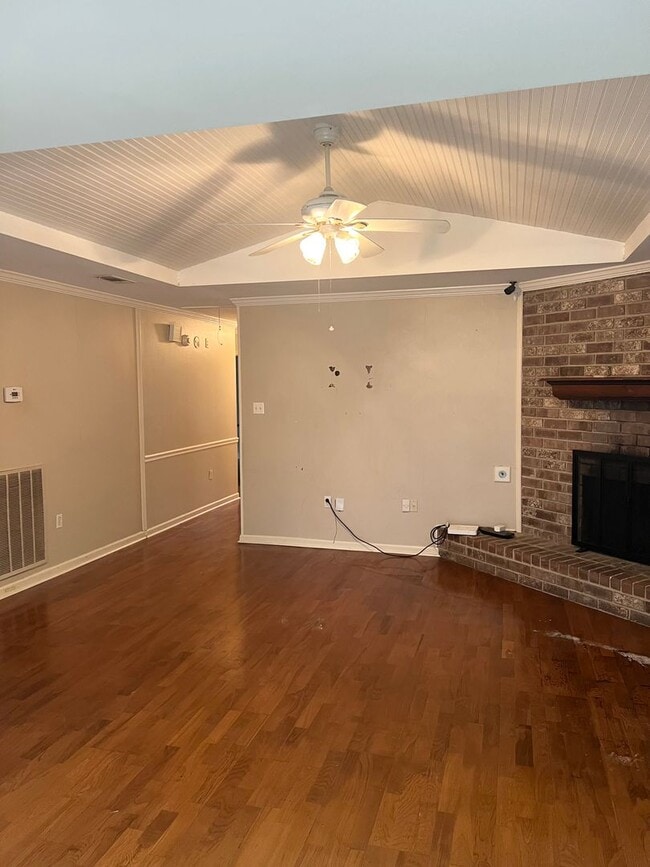 Building Photo - Home for Lease