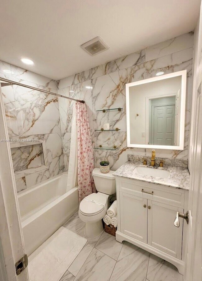 Building Photo - 7431 Tam Oshanter Blvd