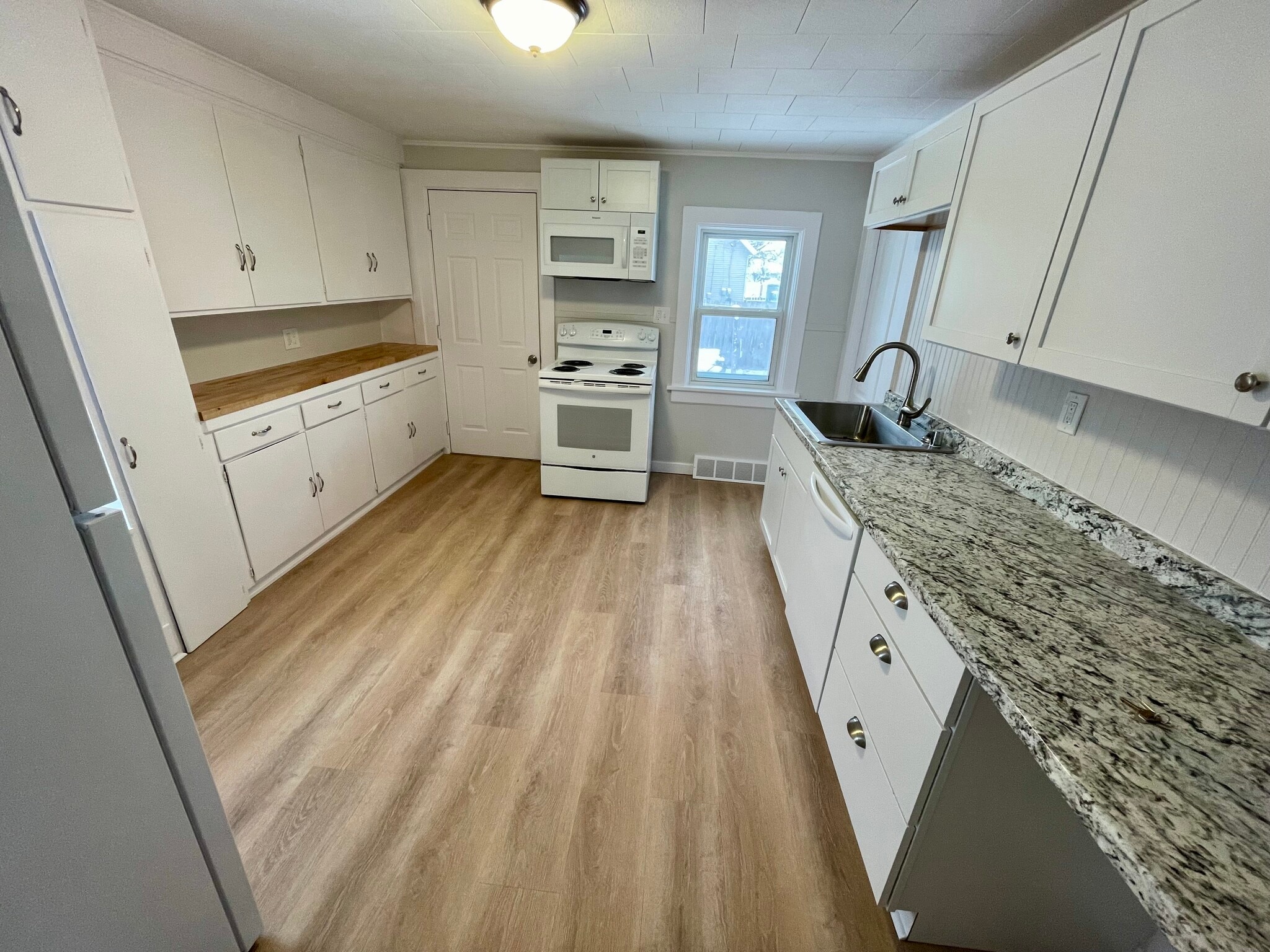 Building Photo - 26 N Boardman St