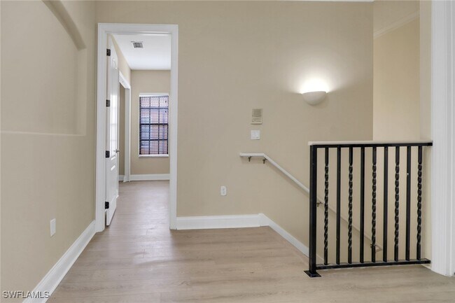 Building Photo - 1284 Verde Dr