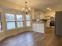 Building Photo - Charming 3-Bedroom Home in a Great South S...