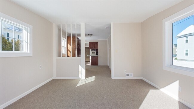 Building Photo - 88 Winthrop St