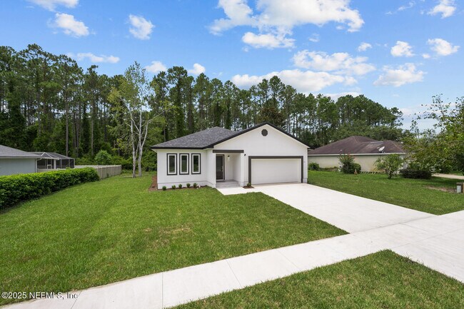 Building Photo - 213 Deportivo Dr