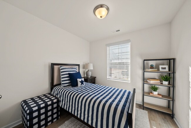 Building Photo - BRAND NEW 3 Bed 2.5 bathroom townhomes in Wake Forest!