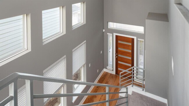 Building Photo - 5910 Swayden Ln