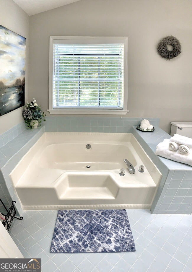 Building Photo - 345 Legacy Ln