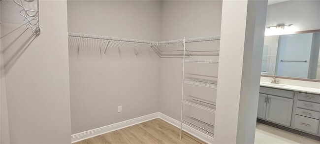 Building Photo - 28564 Sweet Persimmon Dr