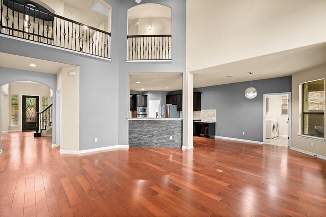 Building Photo - 11704 Palisades Pkwy