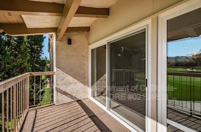 Building Photo - 12555 Oaks N Dr