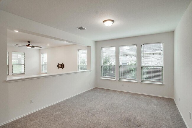 Building Photo - 4732 Padula Dr