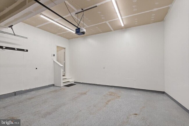 Building Photo - 45 Colemans Mill Dr