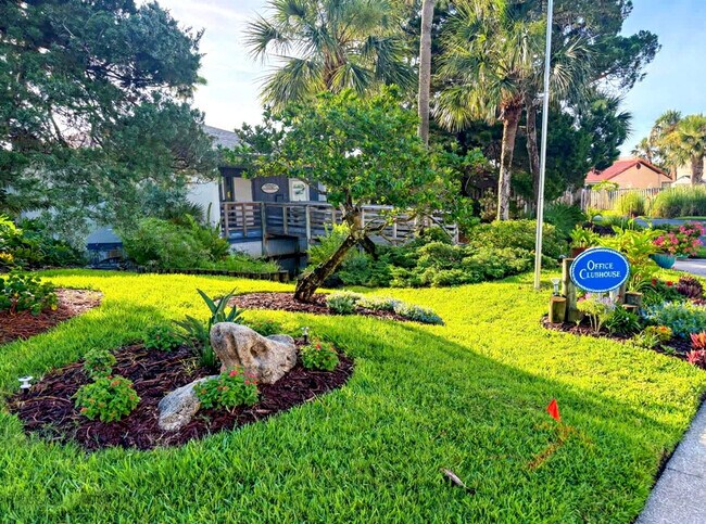 Building Photo - 890-A1A A1A Beach Blvd