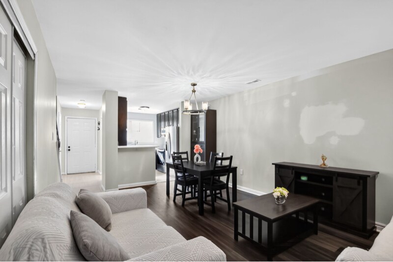 Building Photo - 405 Westminster Ln