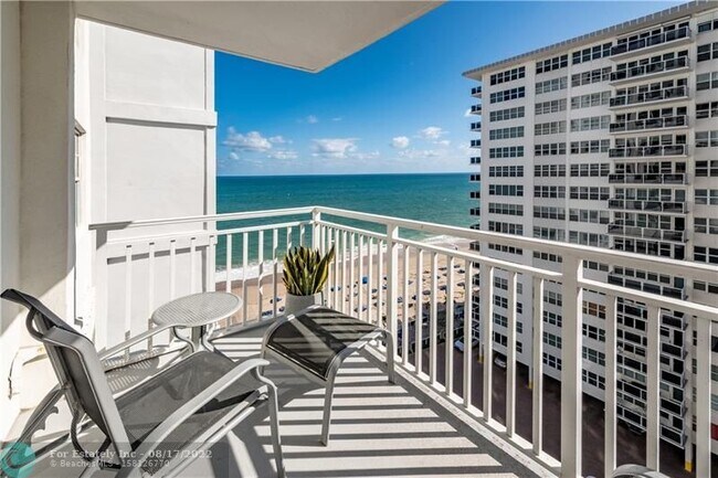 Building Photo - 3750 Galt Ocean Dr