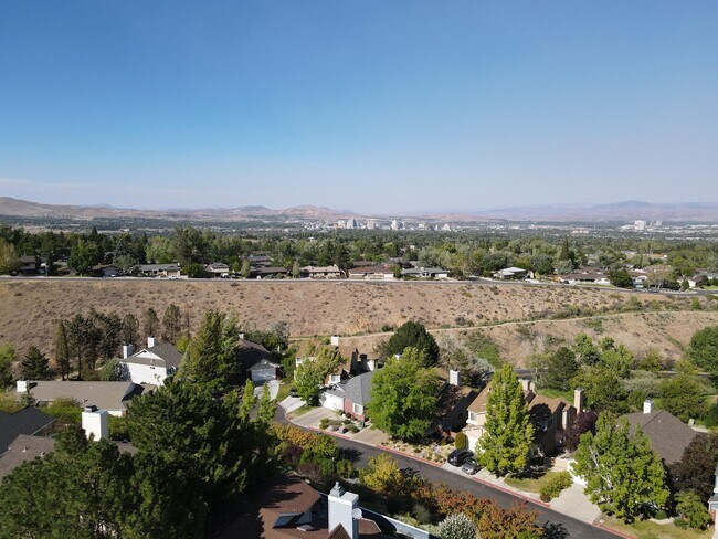 Building Photo - 2320 Overlook Ct