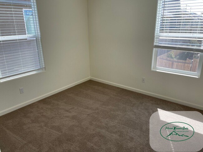 Building Photo - Must Apply to schedule viewing